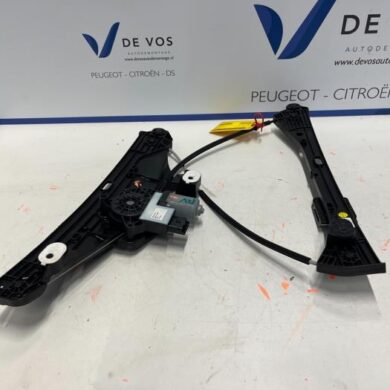 Citroen C4 1.2 PureTech 130 12V Ruitmechaniek 4Deurs rechts-voor 2020 9832821580