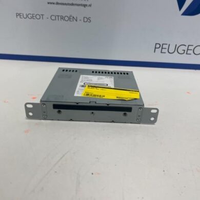 Peugeot 308 1.6 BlueHDi 120 CD player 2017 1610916280-1629118180-9805593680