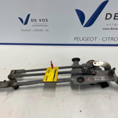 Peugeot 308 1.6 BlueHDi 120 Front wiper motor 2017 9810327980