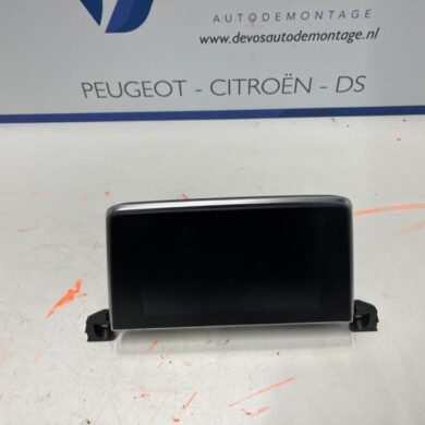 Peugeot 3008 1.2 12V e-THP PureTech 130 Interior display HNS 2021 9830424280