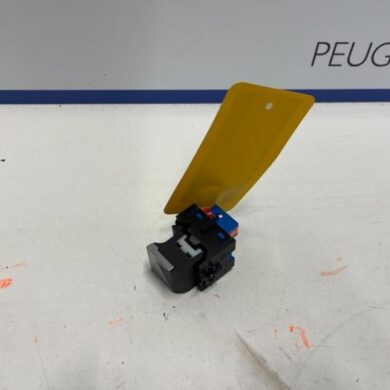 Citroen C4 1.2 PureTech 130 12V Handrem schakelaar HNS 2020 98131463ZD