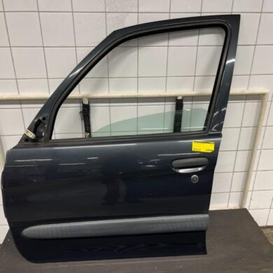 Citroen Picasso 1.8 16V Door 4-door, front left 2001 9002L6