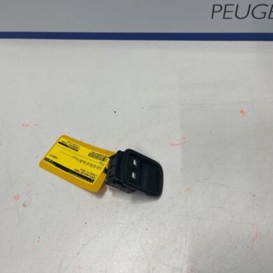 Citroen C3 1.2 Vti 12V PureTech Combischakelaar ramen 2019 98016298ZD