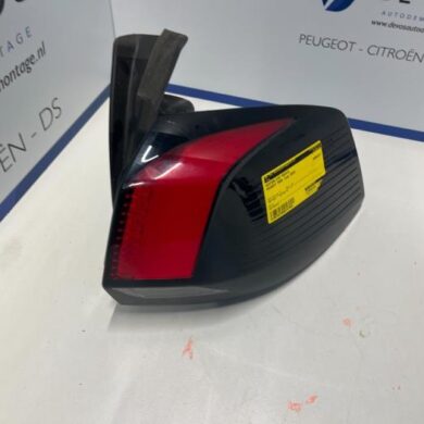 Peugeot 5008  Achterlicht rechts 2020 9811028180