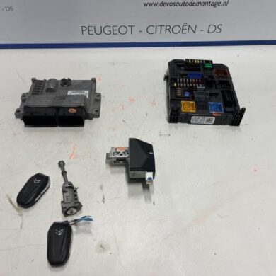 Citroen C4 Picasso 2.0 Blue HDI 150 Engine management computer AHX 2018 1617891880-1677628180-9825576480