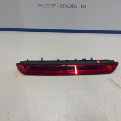 Opel Grandland X 1.6 Turbo 16V Hybrid4 Third brake light 2021 9811951080