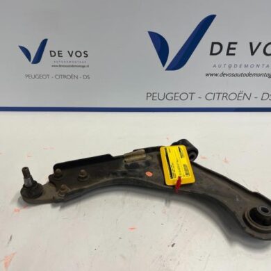Peugeot 5008  Front wishbone, left 2020 9816865580-9846329580