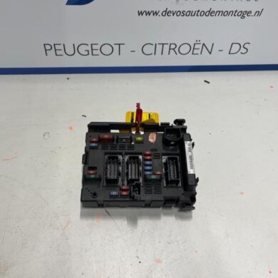 Peugeot 206 1.6 16V Fuse box 2005 6500Y1-9650664080