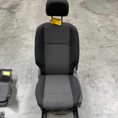 Citroen Berlingo  Stoel links 2020 9818166680-9818152080