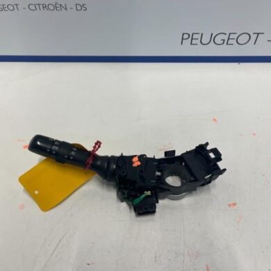 Peugeot 108 1.0 12V Combischakelaar Stuurkolom 2015 B000796580