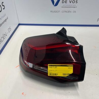 Citroen C4 1.2 PureTech 130 12V Achterlicht links 2020 9831100280