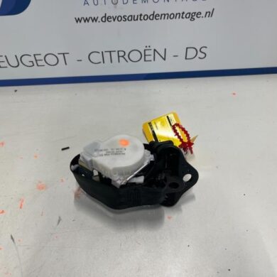 Citroen C4 Cactus 1.2 PureTech 110 12V Veiligheidsgordel links-achter 2015 98009740XX