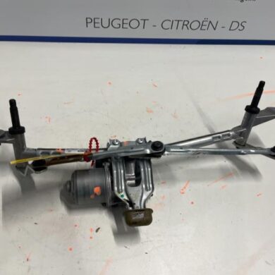 Peugeot 3008 1.2 12V e-THP PureTech 130 Ruitenwissermotor voor 2021 9824762480