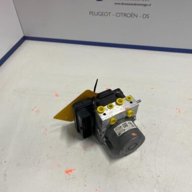 Peugeot 3008 1.2 12V e-THP PureTech 130 ABS pump HNS 2021 1647878980-1647879580