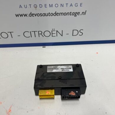 Peugeot 206 1.6 16V Convertible computer NFU 2005 8446H1