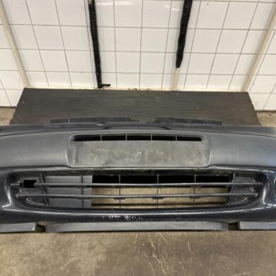 Citroen Picasso 1.8 16V Front bumper 2001 7401FC