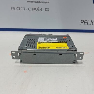 Peugeot 208 1.2 Vti 12V PureTech 82 Radio 2016 1615338780-9815356680