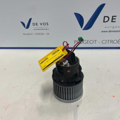 Peugeot 308 1.6 BlueHDi 120 Heating and ventilation fan motor 2017 1610497180