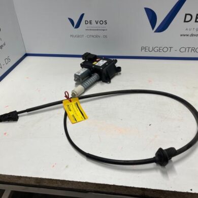 Citroen DS5 2.0 165 HYbrid4 16V Parking brake motor RHC 2014 1607018580