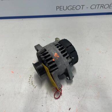 Peugeot 107 1.0 12V Dynamo CFB 2013 5705NN-5702L0