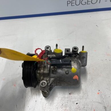 Citroen C3 1.2 12V e-THP PureTech 110 Air conditioning pump HNZ 2017 9810349980