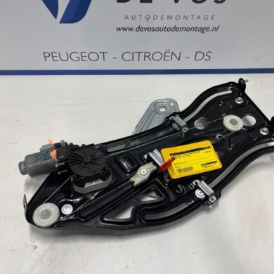 Peugeot 207 1.6 16V Rear window mechanism 2-door, right 2014 9224C2