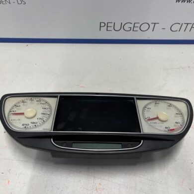 Peugeot 807 2.0 HDi 16V 136 FAP Kilometerteller KM 2011 6103E4-9673538580