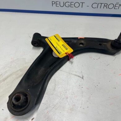 Peugeot 107 1.0 12V Draagarm rechts-voor 2013 3521L3