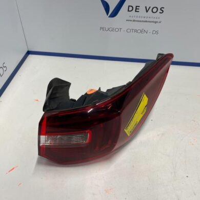 Opel Grandland X 1.6 CDTi 120 Taillight, right 2018 YP00098380