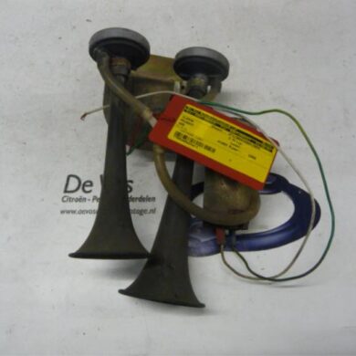 Peugeot 405 1.9 MI 16 Claxon 1988