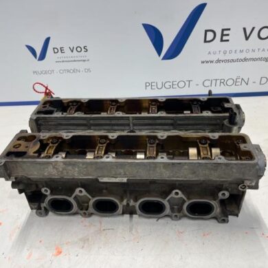 Citroen C5 2.0 16V Cylinder head RFJ 2006 0200FT