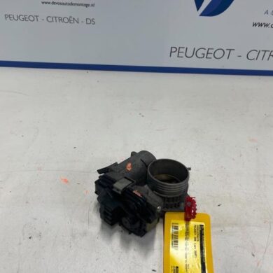 Peugeot 206 1.4 16V Throttle body KFU 2005 1635W2