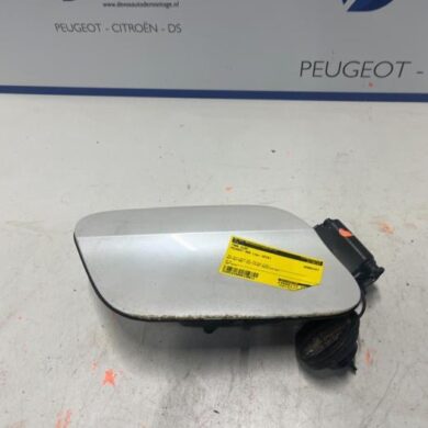 Peugeot 508  Tank Klep 2019 9813390880-9813389780