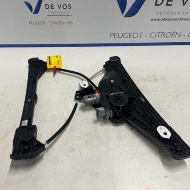 Opel Corsa 1.2 12V 75 Ruitmechaniek 4Deurs links-voor 2022 9829043680