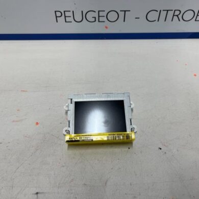 Peugeot 208 1.2 12V e-THP PureTech 110 Interior display HNZ 2016 1616897780-1623840080-9814039880