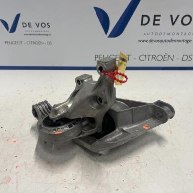 Citroen C4 Picasso 2.0 Blue HDI 150 Engine mount AH01 2019 9816339580