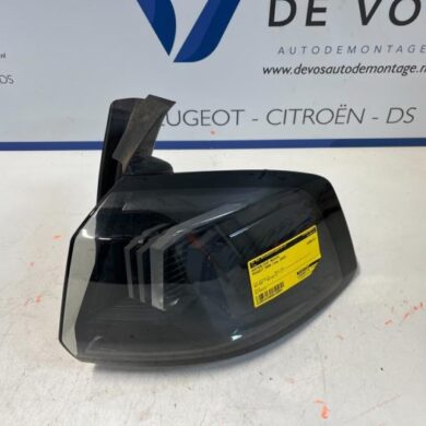 Peugeot 5008  Achterlicht rechts 2021 9836231580