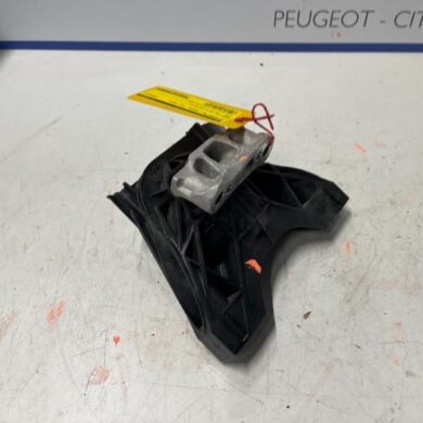 DS Automobiles DS7 Crossback  Motorsteun 5G06 2018 9820499380