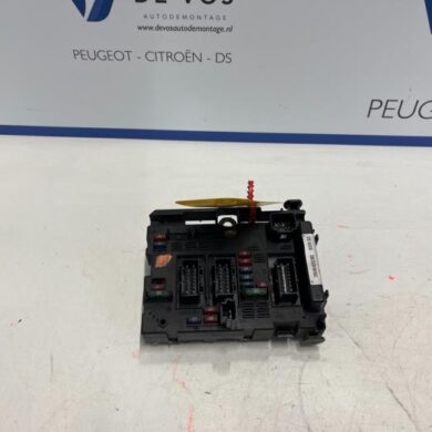 Peugeot 206 2.0 16V Fuse box 2002 6500Y1-9646405280
