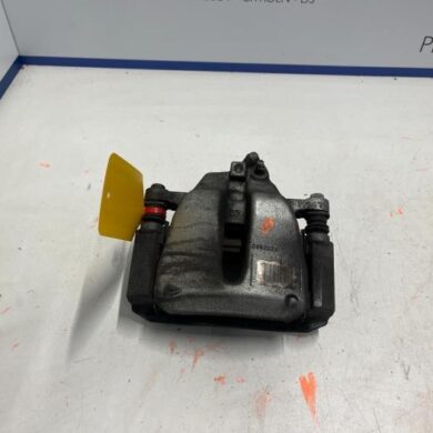Citroen C3 Aircross 1.2 e-THP PureTech 130 Front brake calliper, left HNS 2022 1617293580-1651756880