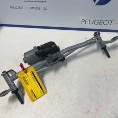 DS Automobiles DS7 Crossback  Ruitenwissermotor voor 2018 9824762480