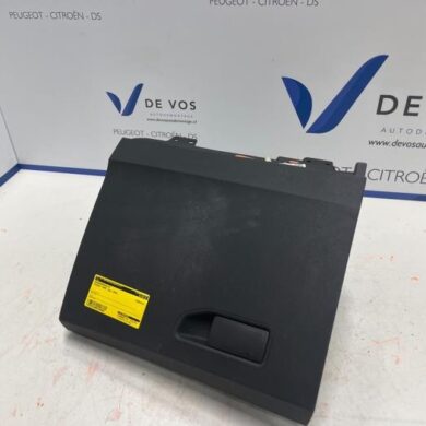 Peugeot 5008  Dashboardkastje 2021 16180681ZD-16180684ZD