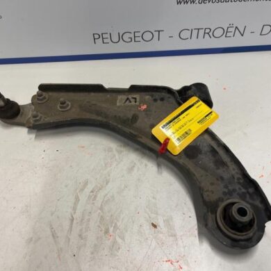 Citroen C5 Aircross 1.2 e-THP PureTech 130 Draagarm links-voor 2021 9816865580-984632958