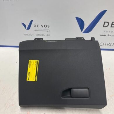 Peugeot 3008 1.6 16V Hybrid4 Dashboardkastje 2020 16180681ZD-16180684ZD