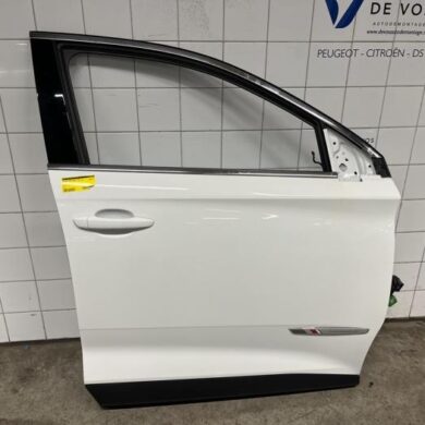 DS Automobiles DS7 Crossback  Front door 4-door, right 2018 9819325680