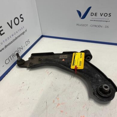 Peugeot 5008 1.5 BlueHDi 130 Draagarm links-voor 2018 9816865580-9846329580
