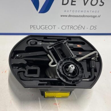 Citroen C3 1.2 Vti 12V PureTech Wagenheber 2017 672599