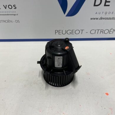Citroen C4 Cactus 1.2 PureTech 110 12V Heating and ventilation fan motor 2018 6441CS