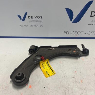Citroen C4 Picasso 2.0 Blue HDI 150 Front wishbone, right 2019 9816865480-9846329080