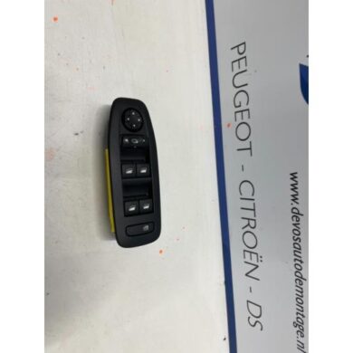 Peugeot 208 1.2 12V e-THP PureTech 110 Multi-functional window switch 2016 96749624ZD